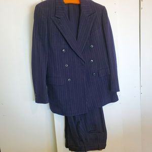 Vintage men suit small size union label pin stripe